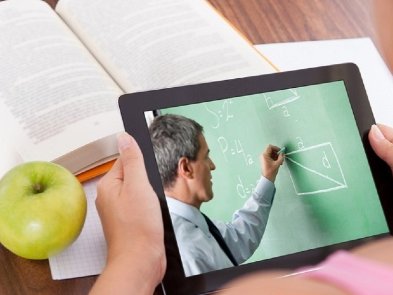 15 платформ для бесплатного обучения во время войны