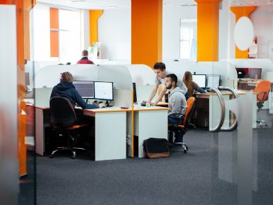 Свыше трети компаний все еще рассматривают возможность релокации до конца года – IT Ukraine