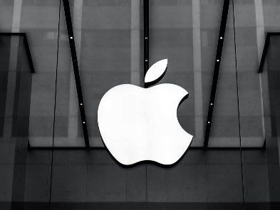 Apple відмовила в працевлаштуванні, бо кандидат — українка