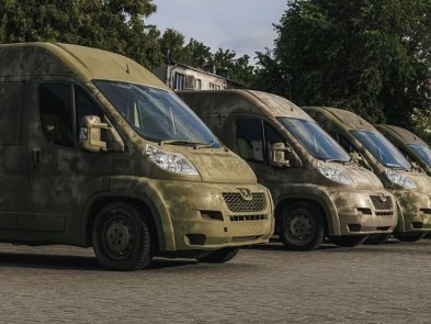 ІТ-компанія SoftServe купує 29 автомобілів швидкої допомоги для захисників