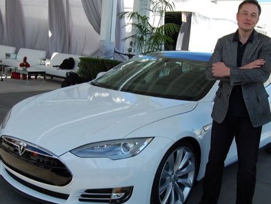 Ілон Маск анонсував нового директора Twitter, в результаті чого акції Tesla зросли на $5 мільярдів
