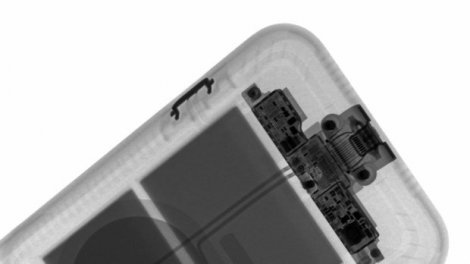 iFixit зазирнули всередину Smart Battery Case для iPhone 11 за допомогою рентгена
