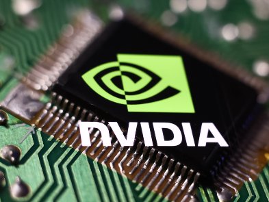 Китай, попри заборону, придбав передові чипи Nvidia через підставні компанії