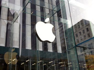 К Apple подали коллективный иск за обман насчет влагозащищенности iPhone