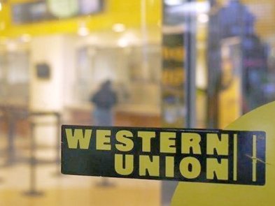 Western Union приостанавливает свою работу в России