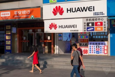 Huawei будет сотрудничать с TomTom для создания своих карт