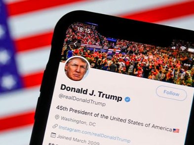 Facebook та Instagram розбанили акаунти Дональда Трампа