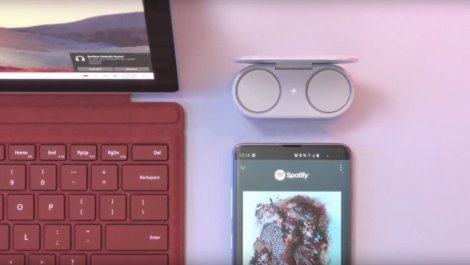 Microsoft відкладає запуск навушників Surface Earbuds