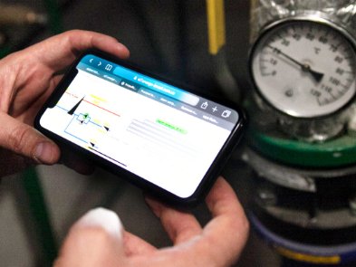 В 17 домах Киева жители могут регулировать температуру отопления со смартфонов