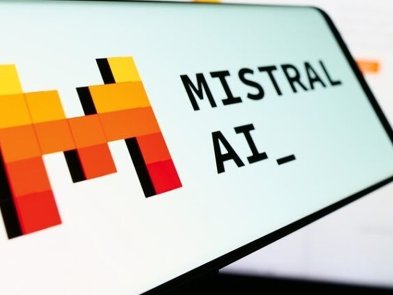 Французький ШІ-стартап Mistral залучив $640 млн інвестицій