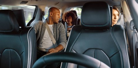 Сервису роботакси Waymo в версии без водителей пандемия коронавируса оказалась нипочем