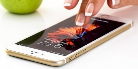 Удар по Apple. Россия запретила продажу гаджетов без программного обеспечения российского производства