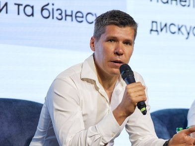 Чого бракує українському ІТ – відповідь CEO Genesis Володимира Многолєтнього