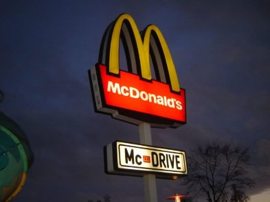 McDonald’s застосує штучний інтелект на McDrive