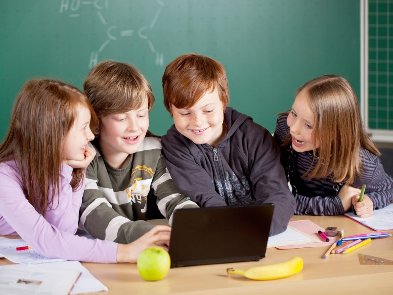 54% українських школярів бажають працювати в сфері інформаційних технологій (ІТ)
