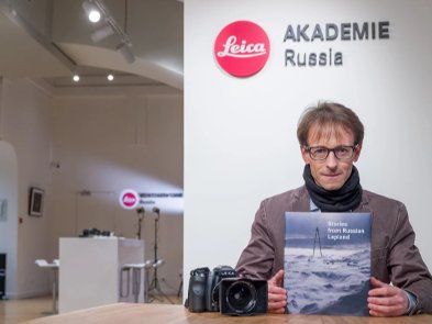 Німецький виробник фотоапаратів Leica продовжує працювати в рф попри заяву про вихід