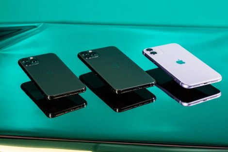 Apple откладывает производство новых моделей iPhone, – The Wall Street Journal
