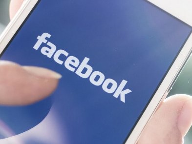 Facebook подала в суд на разработчиков приложений для смартфонов