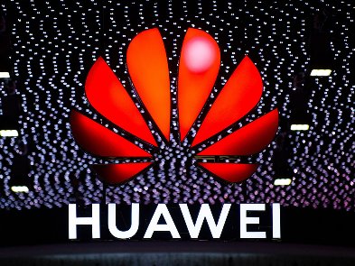 Huawei выслала на родину американских партнеров