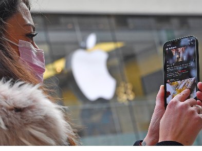 Face ID в iPhone 13 сможет «узнать» владельца в маске и очках