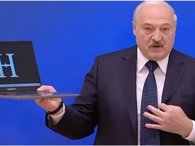 Білорусь почала випускати "перші вітчизняні" ноутбуки