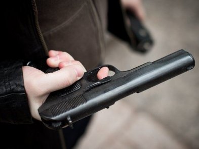 iPhone замість пістолета: американець за допомогою смартфона врятувався від грабіжника