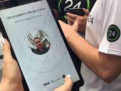 Розпізнає клієнта за голосом: ПриватБанк запускає нову технологію