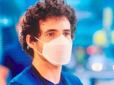 Apple создала собственные корпоративные маски от covid-19 для сотрудников