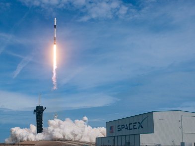 Вибух стався під час запуску корабля Crew Dragon компанії SpaceX Маска: відео