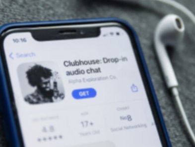 Faсebook создаст аналог аудиочата Clubhouse